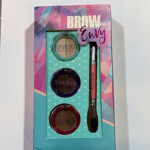 Brow Envy Kit - Brown Shades